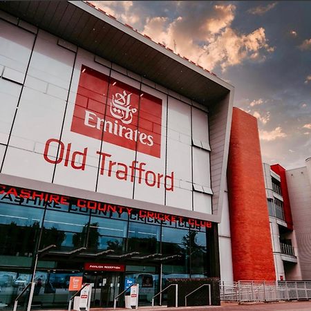 Bright & Modern 3 Bedroom Old Trafford Home Manchester Kültér fotó